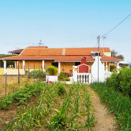 Сasa de vacaciones Loutra House