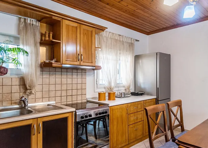 Loutra House *