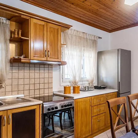 Loutra House *